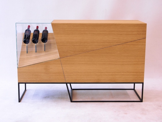 Weinpräsentationsmöbel "Slide Bar"